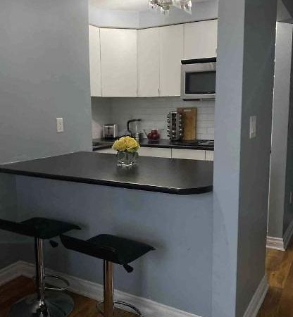 Cozy Vancouver Condo Екстериор снимка