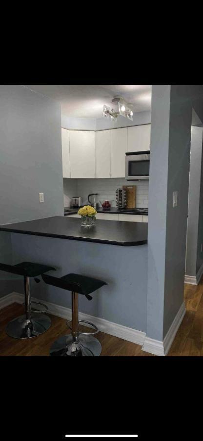 Cozy Vancouver Condo Екстериор снимка